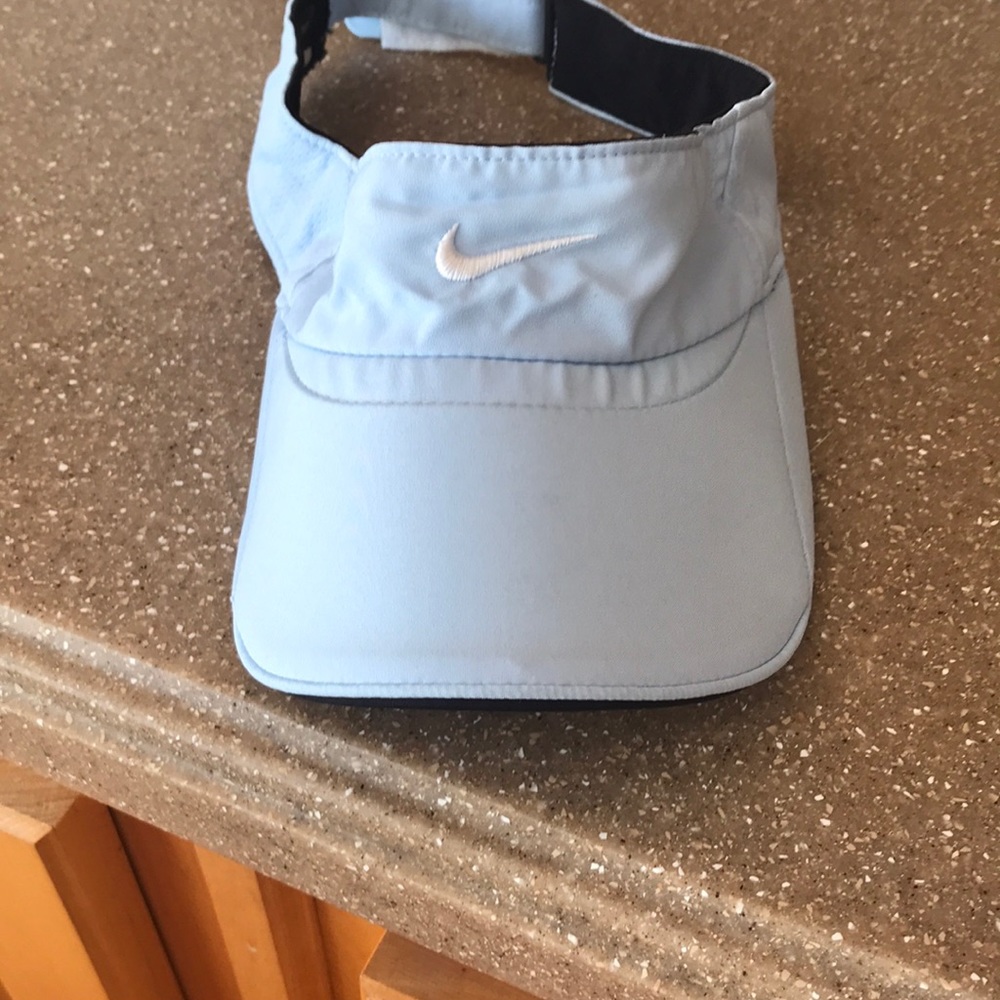Nike - light blue visor